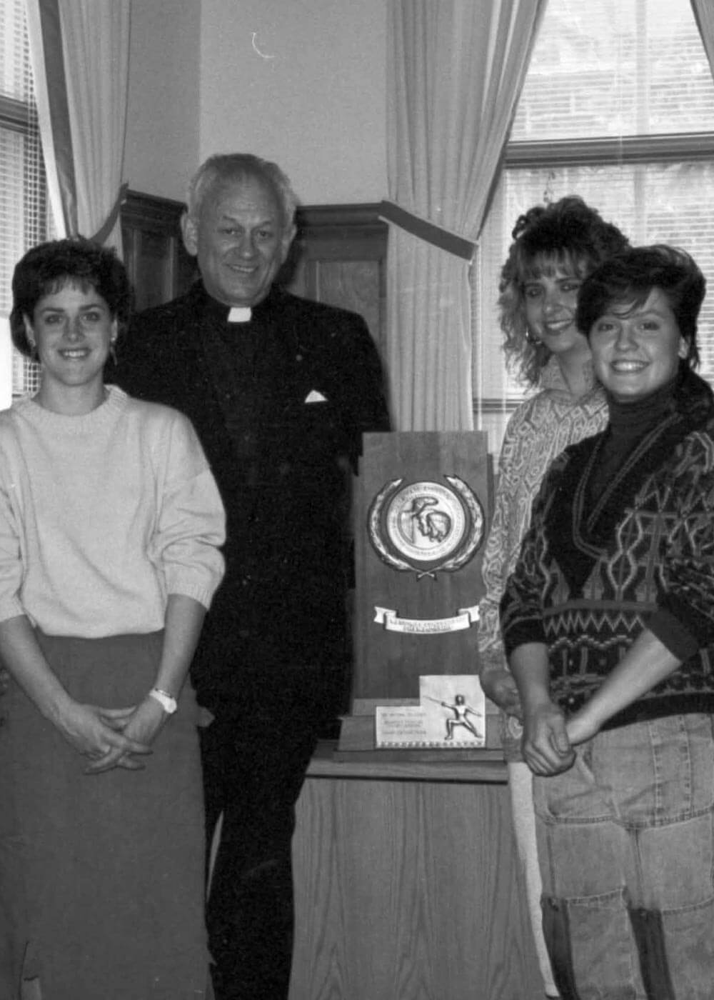 Women’s Fencing wins title - 1987